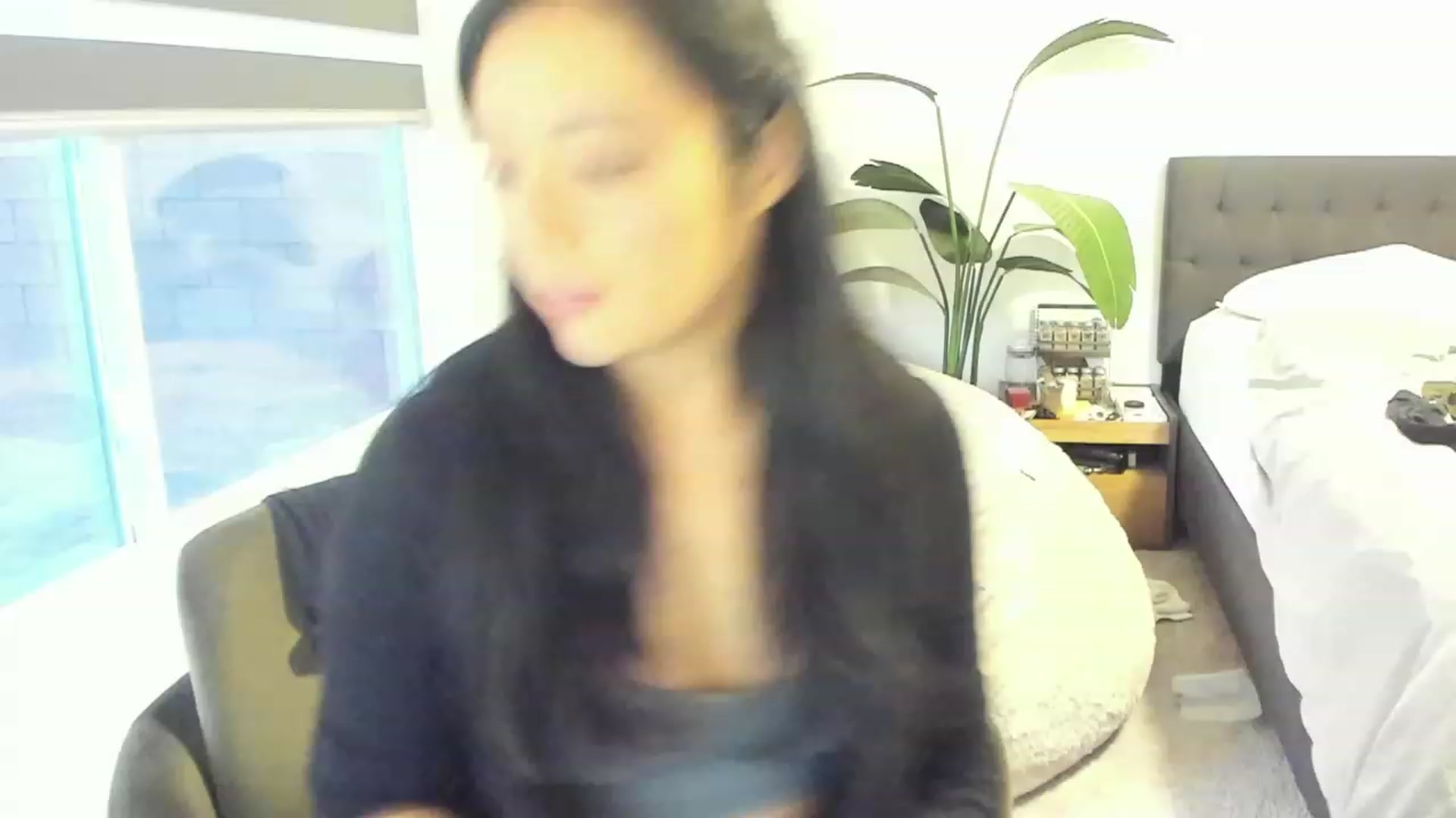 Gallery image thumbnail from Nami_'s myfreecams stream on, 11/03/2023, 03:10 image 4 of 20