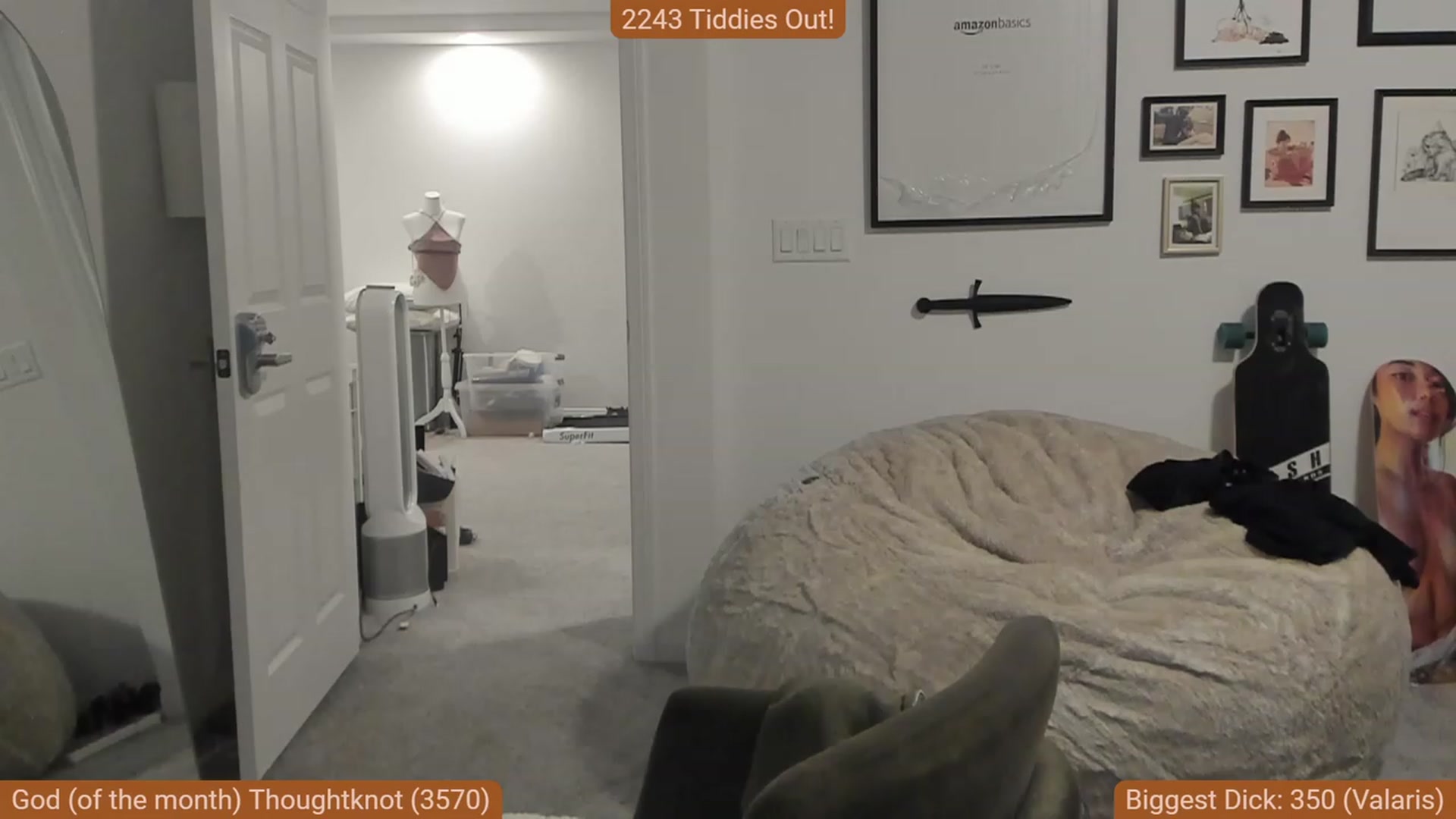 Gallery image thumbnail from Nami_'s myfreecams stream on, 12/23/2023, 05:15 image 13 of 20