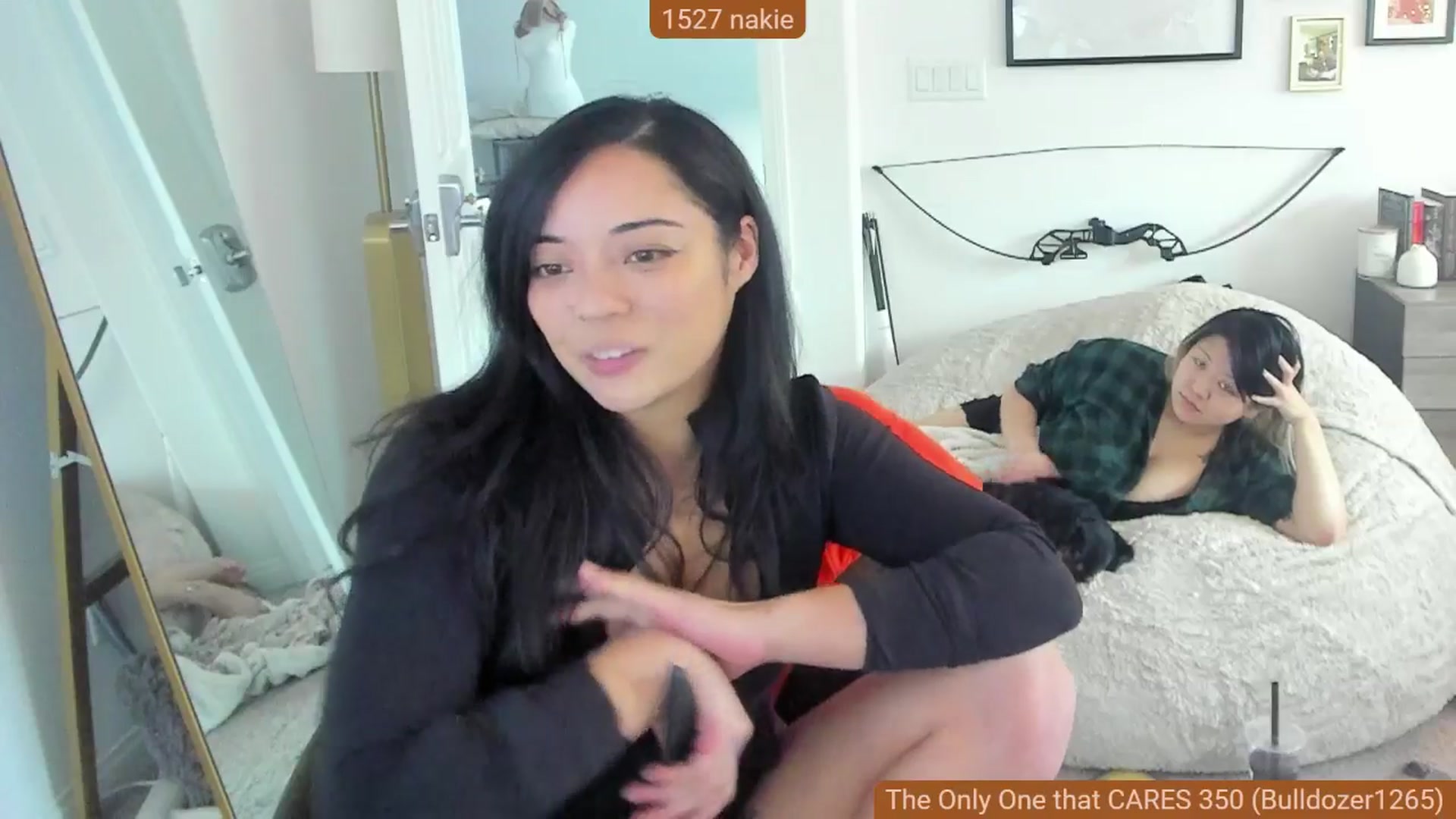 Gallery image thumbnail from Nami_'s myfreecams stream on, 06/01/2024, 03:02 image 15 of 20