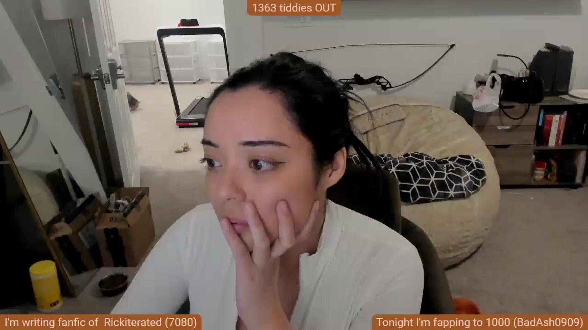 Gallery image thumbnail from Nami_'s myfreecams stream on, 09/22/2024, 06:31 image 13 of 20