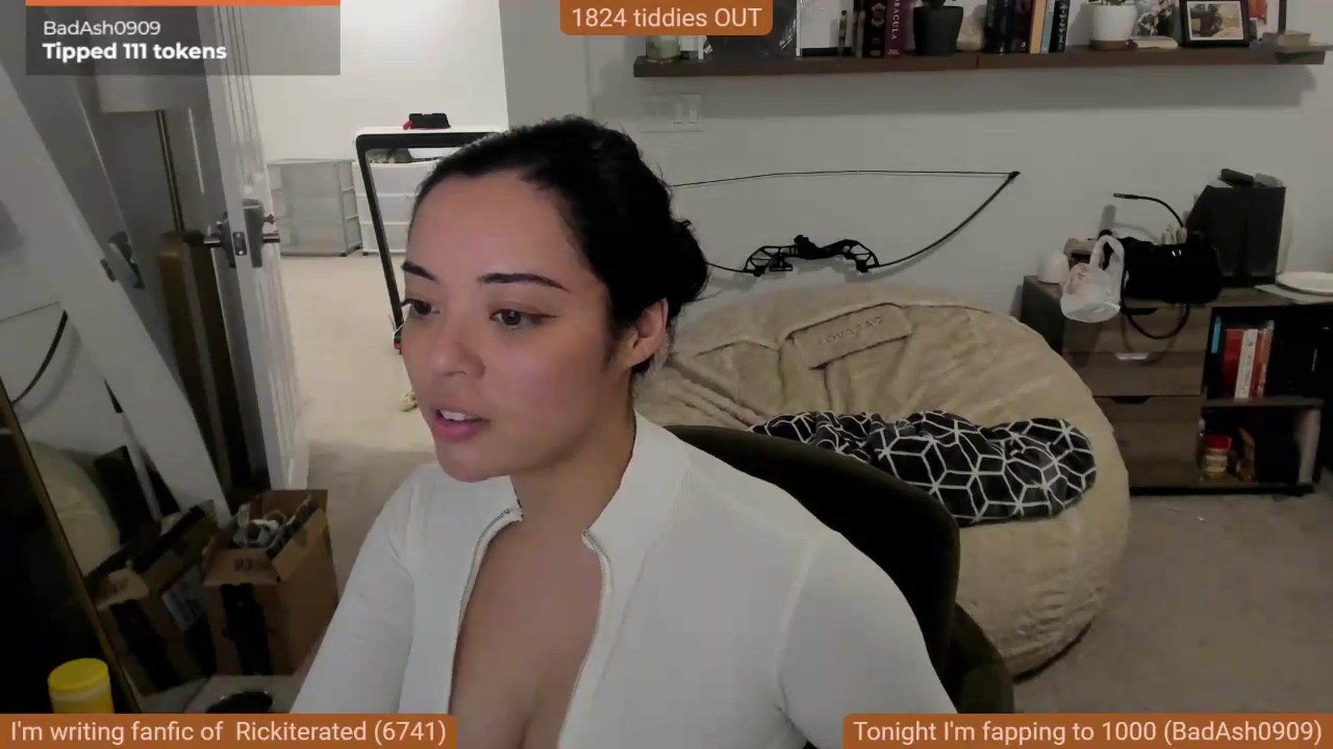 Gallery image thumbnail from Nami_'s myfreecams stream on, 09/22/2024, 06:31 image 6 of 20
