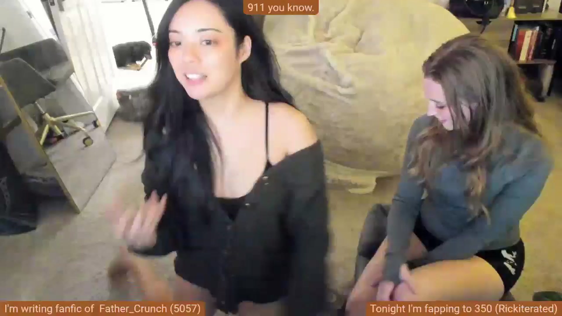 Gallery image thumbnail from Nami_'s myfreecams stream on, 10/28/2024, 07:45 image 4 of 20