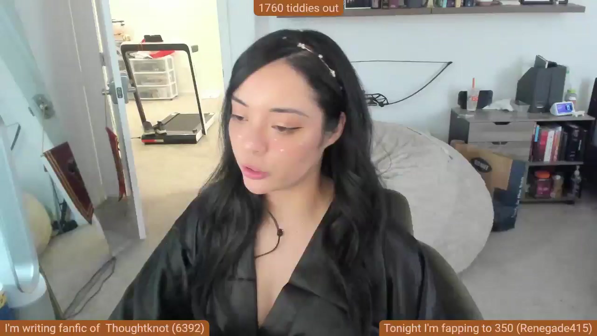 Gallery image thumbnail from Nami_'s myfreecams stream on, 01/01/2025, 15:14 image 1 of 20
