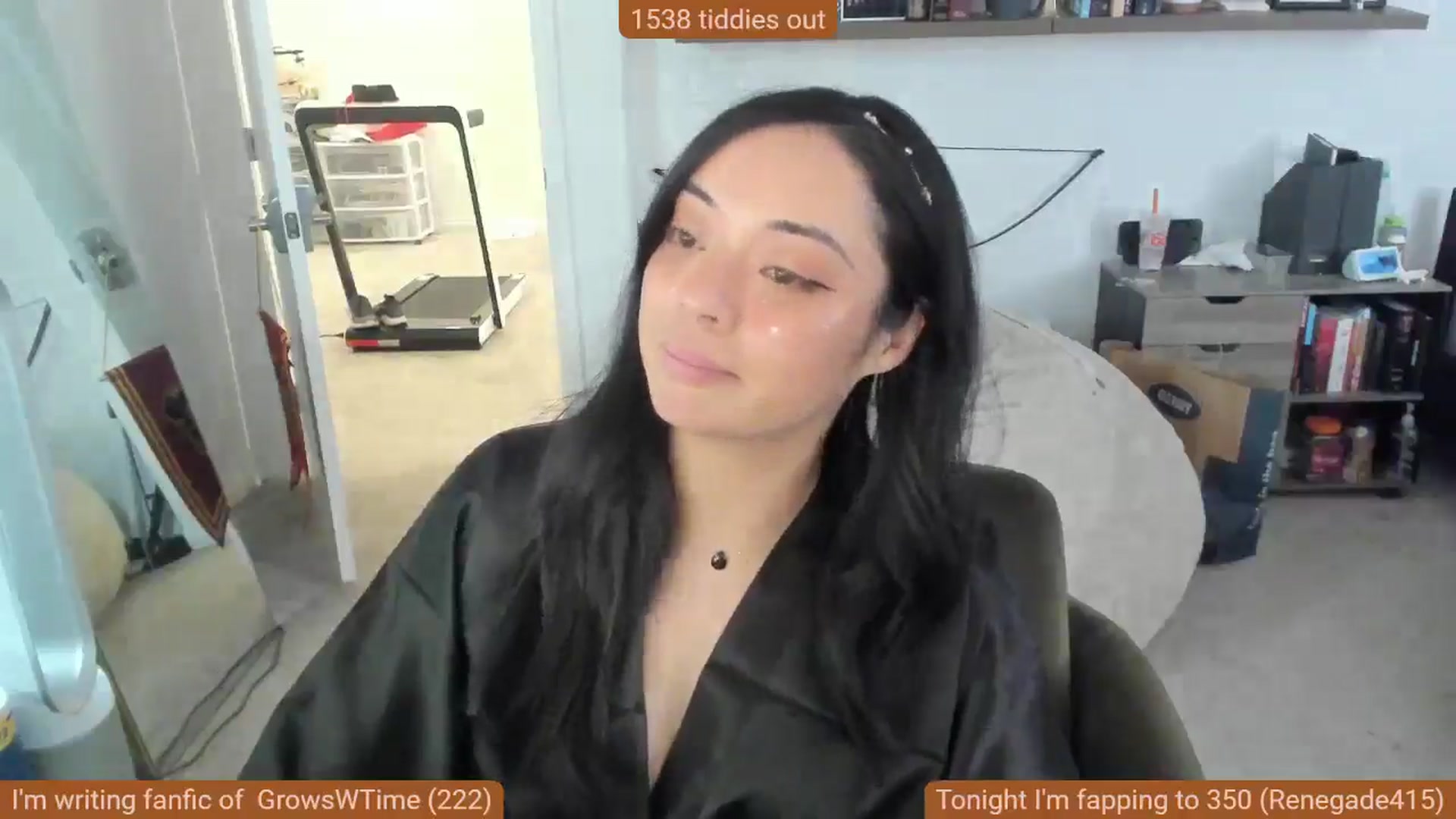 Gallery image thumbnail from Nami_'s myfreecams stream on, 01/01/2025, 15:14 image 2 of 20