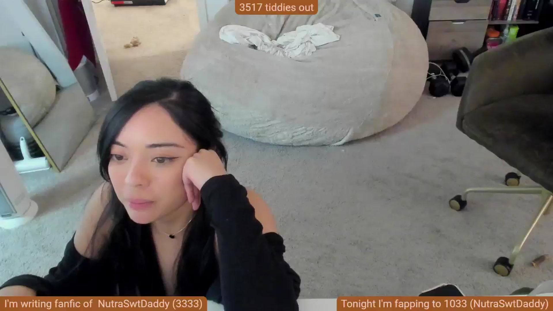 Gallery image thumbnail from Nami_'s myfreecams stream on, 01/23/2025, 08:52 image 7 of 20