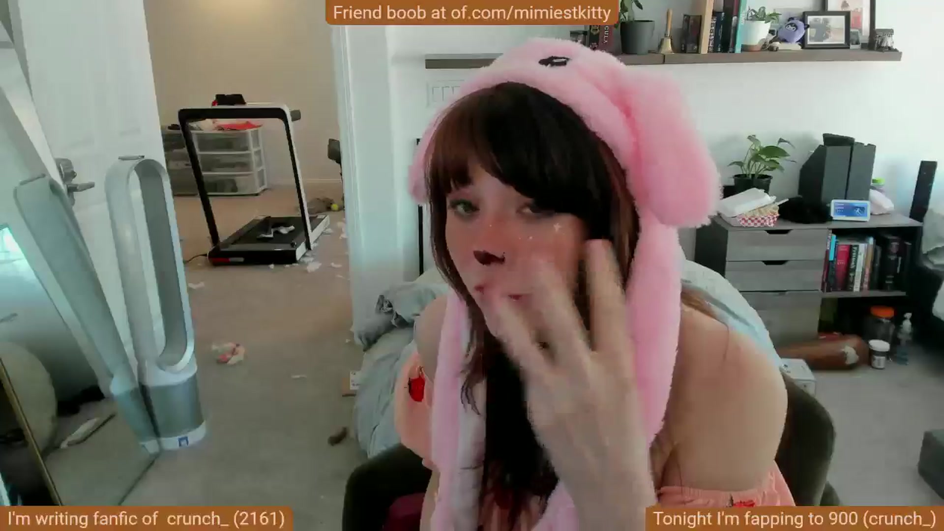 Gallery image thumbnail from Nami_'s myfreecams stream on, 03/02/2025, 22:24 image 11 of 20
