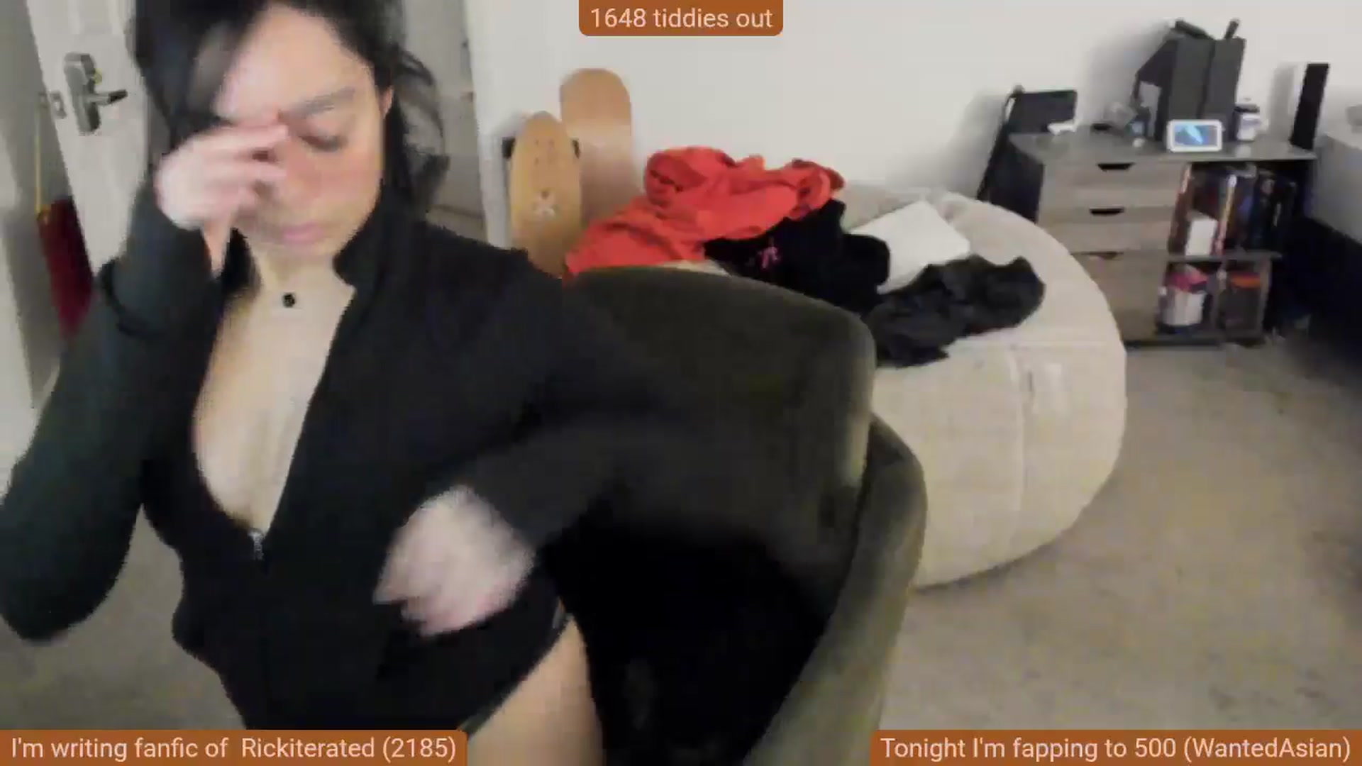 Gallery image thumbnail from Nami_'s myfreecams stream on, 04/16/2025, 08:19 image 3 of 20