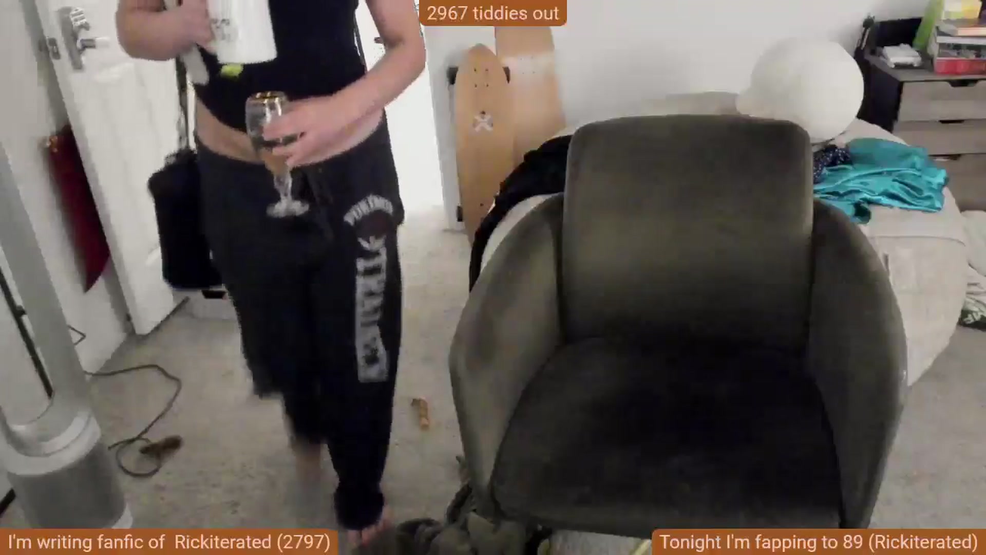 Gallery image thumbnail from Nami_'s myfreecams stream on, 05/15/2025, 07:30 image 16 of 20
