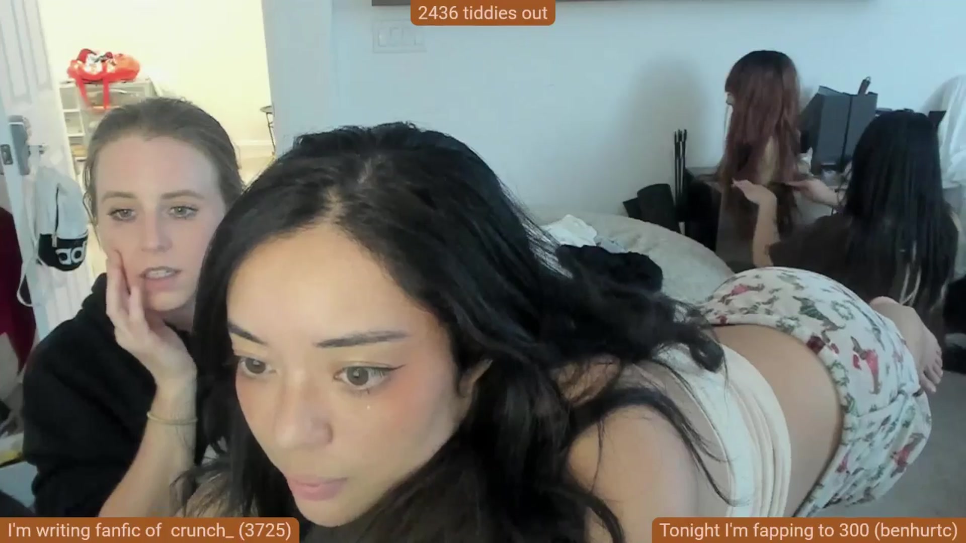 Gallery image thumbnail from Nami_'s myfreecams stream on, 06/27/2025, 06:16 image 15 of 20