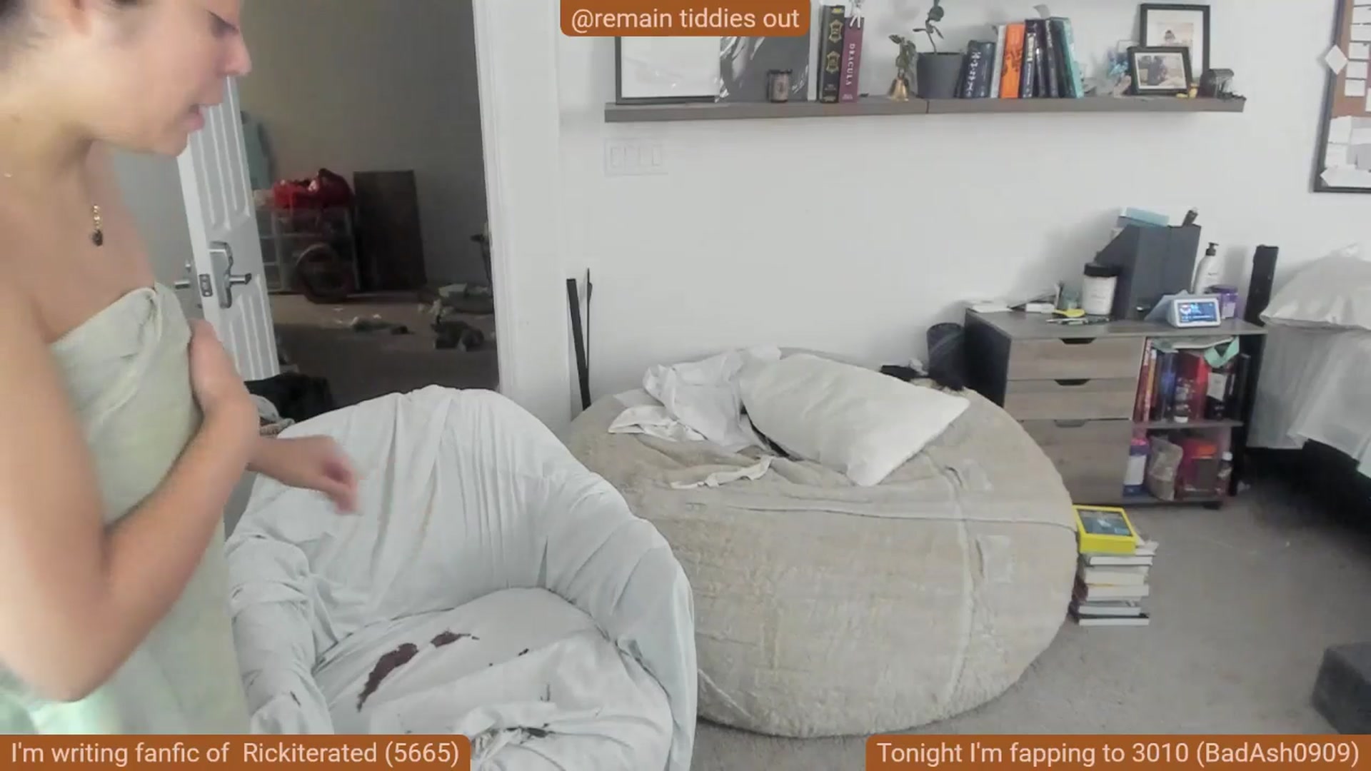 Gallery image thumbnail from Nami_'s myfreecams stream on, 07/06/2025, 07:17 image 7 of 20