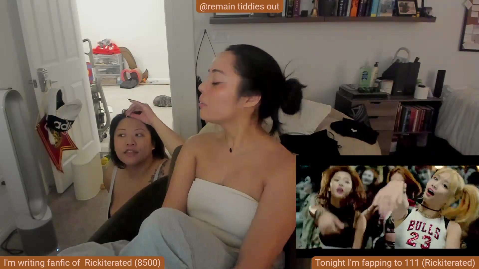 Gallery image thumbnail from Nami_'s myfreecams stream on, 07/20/2025, 07:32 image 9 of 20