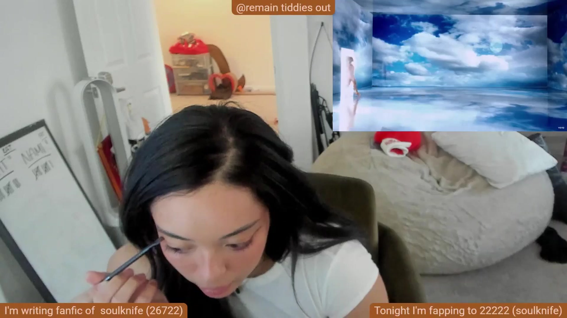 Gallery image thumbnail from Nami_'s myfreecams stream on, 07/27/2025, 15:44 image 17 of 20