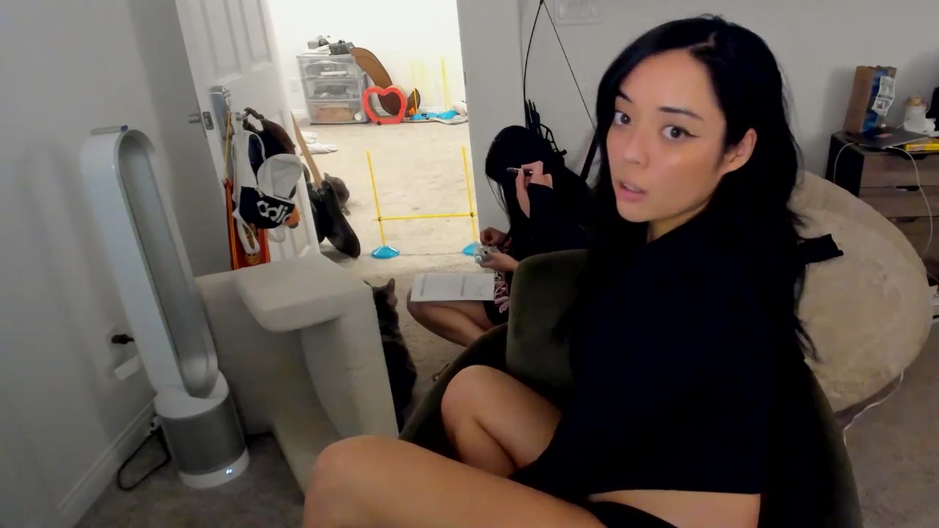 Gallery image thumbnail from Nami_'s myfreecams stream on, 10/02/2025, 07:43 image 11 of 20