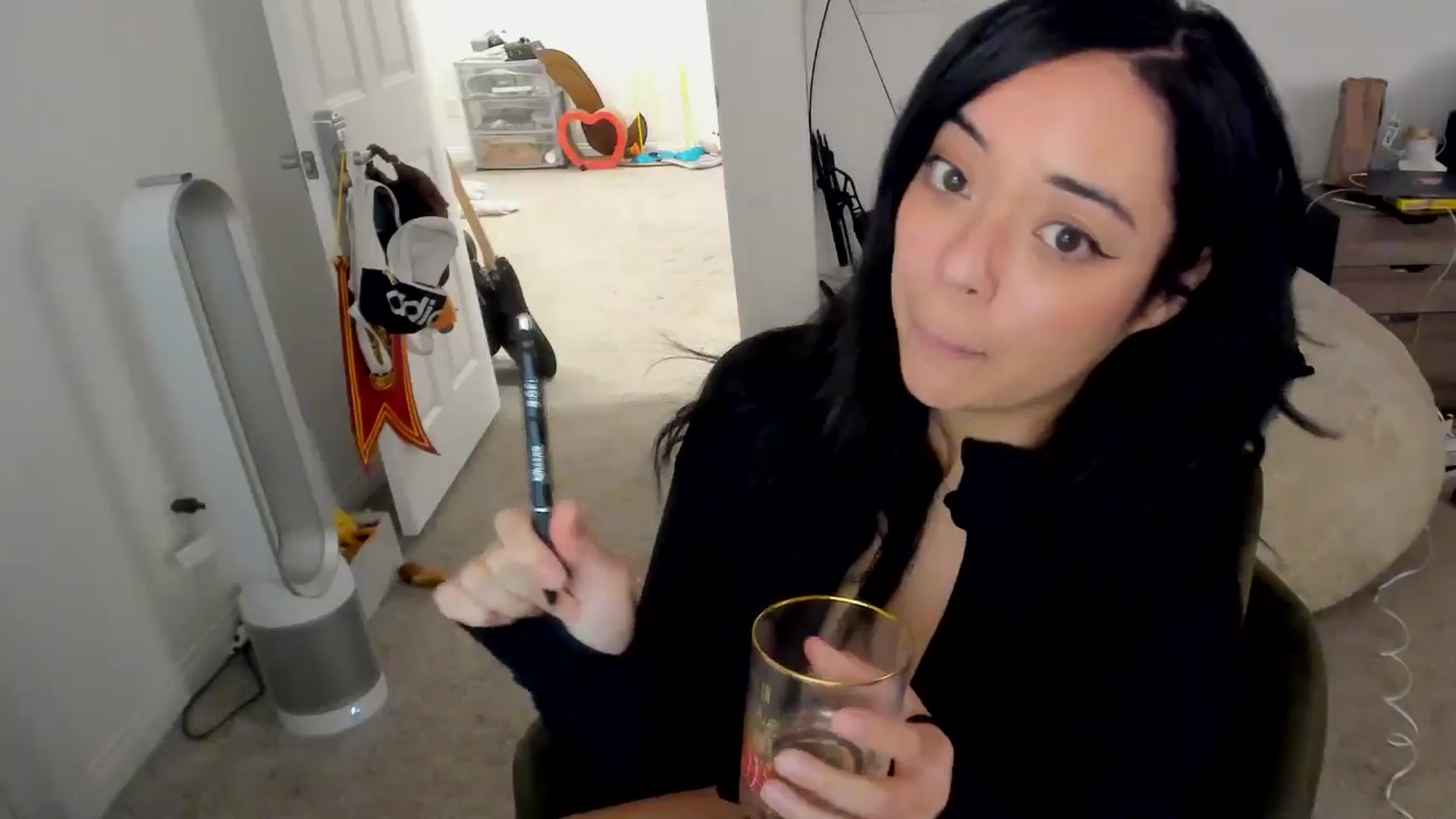 Gallery image thumbnail from Nami_'s myfreecams stream on, 10/02/2025, 07:43 image 2 of 20
