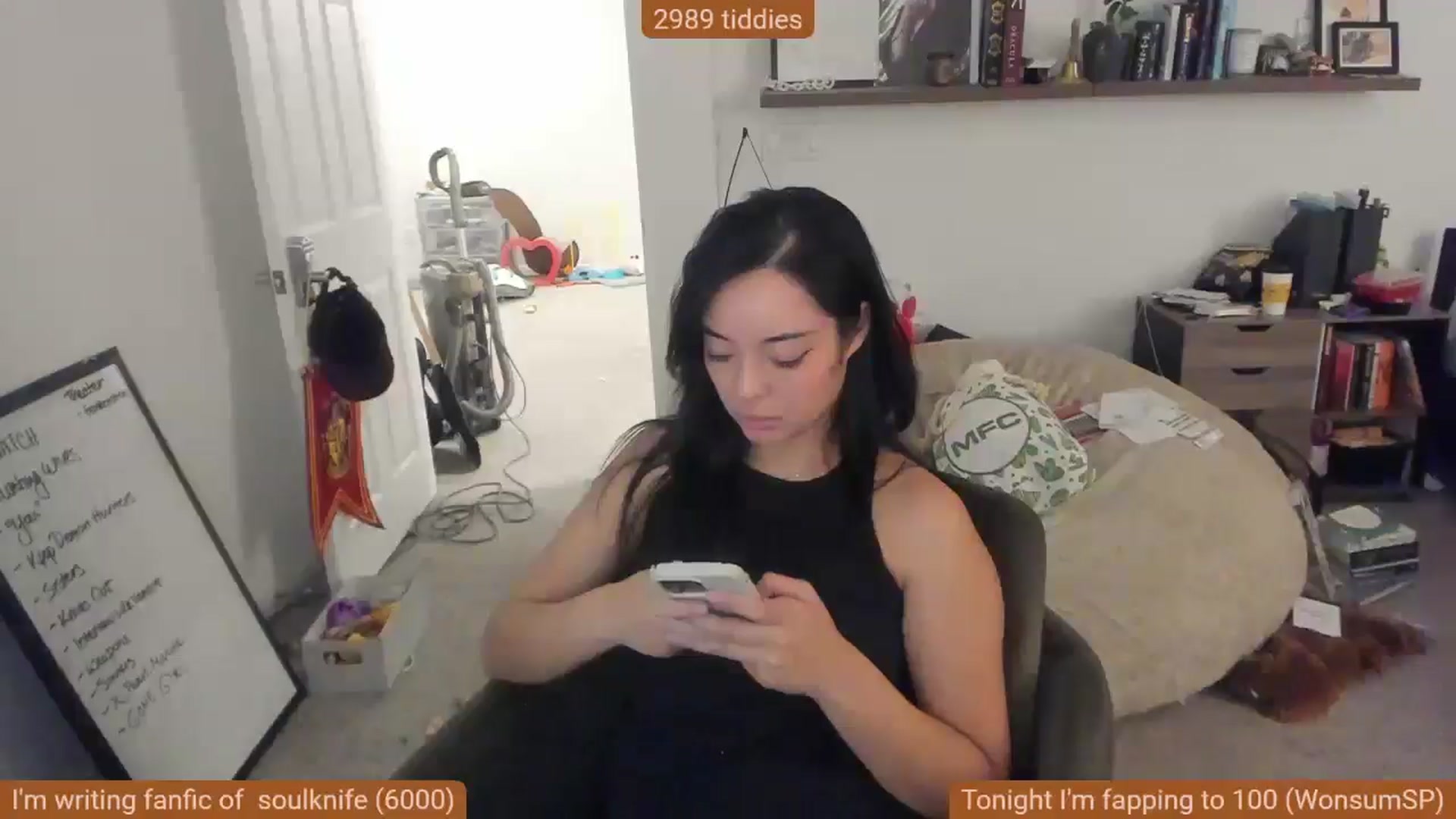 Gallery image thumbnail from Nami_'s myfreecams stream on, 10/20/2025, 10:46 image 17 of 20