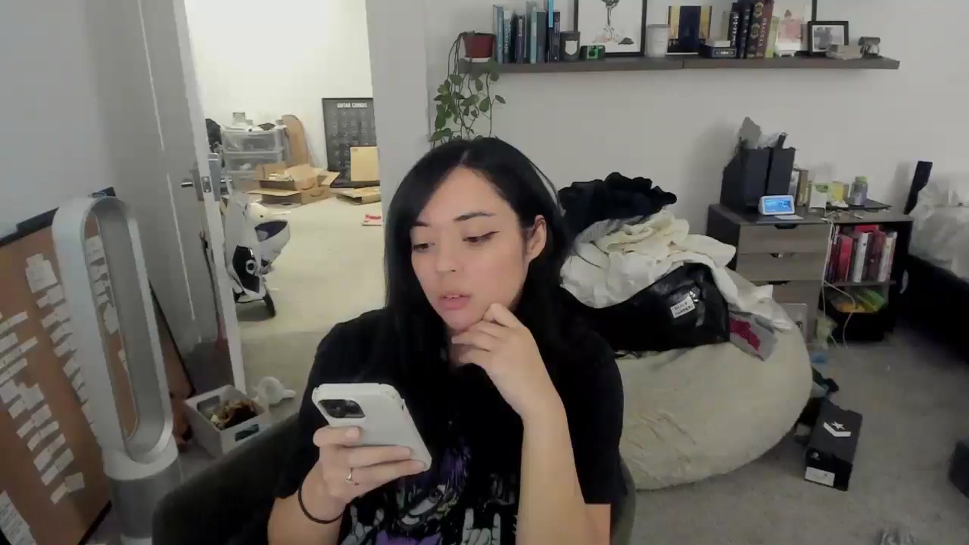 Gallery image thumbnail from Nami_'s myfreecams stream on, 01/17/2026, 15:19 image 13 of 20