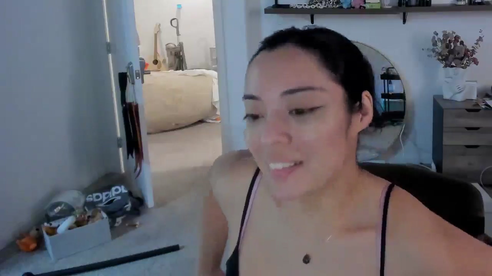 Gallery image thumbnail from Nami_'s myfreecams stream on, 03/27/2026, 08:02 image 15 of 20