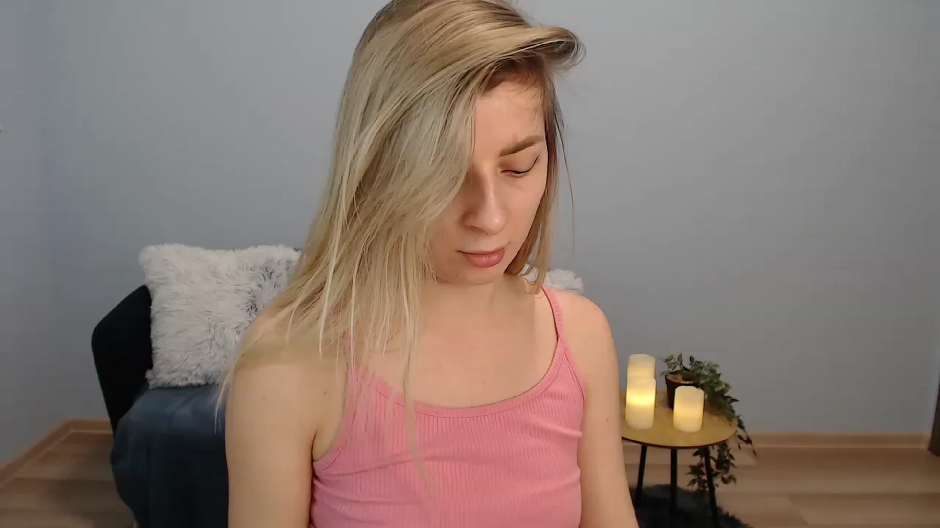 Gallery image thumbnail from NanaFox's myfreecams stream on, 11/25/2022, 12:46 image 7 of 20