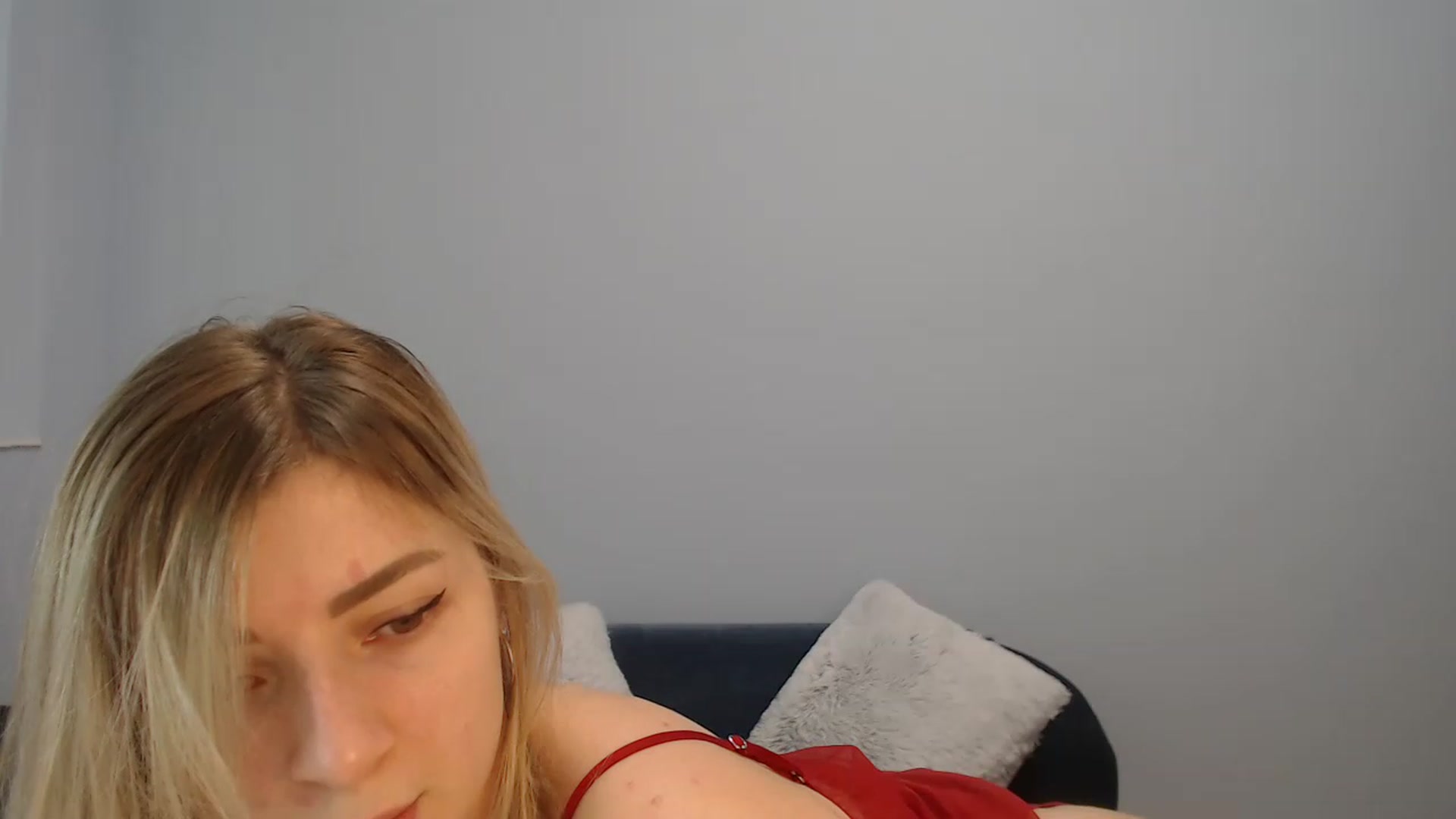 Gallery image thumbnail from NanaFox's myfreecams stream on, 11/27/2022, 09:02 image 18 of 20