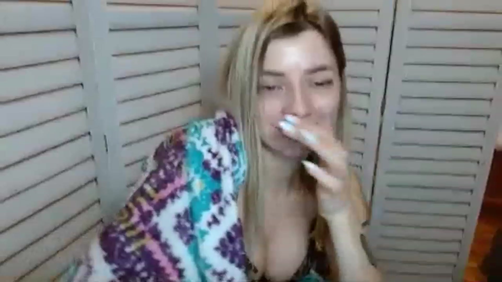 Gallery image thumbnail from NanaFox's myfreecams stream on, 12/08/2022, 22:55 image 2 of 20