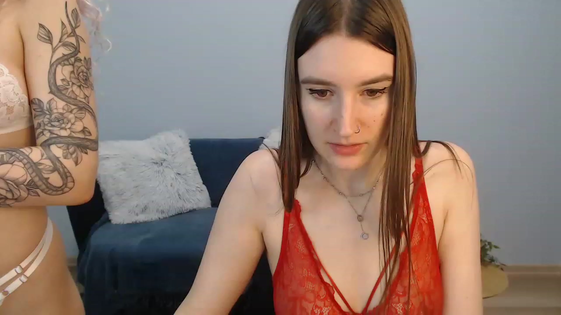 Gallery image thumbnail from NanaFox's myfreecams stream on, 12/26/2022, 09:34 image 7 of 20