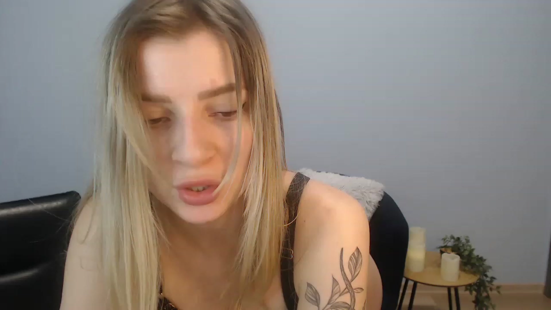 Gallery image thumbnail from NanaFox's myfreecams stream on, 01/15/2023, 10:07 image 8 of 20