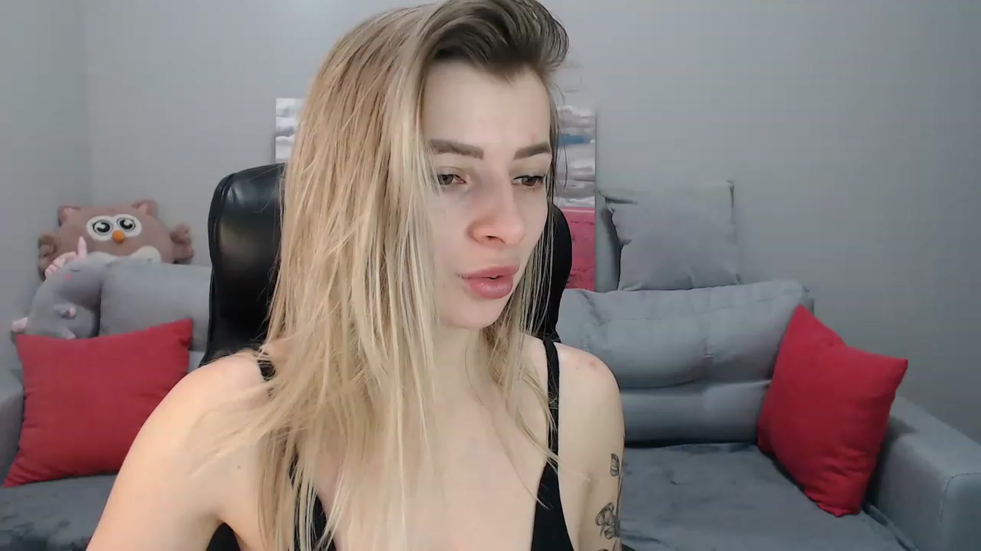 Gallery image thumbnail from NanaFox's myfreecams stream on, 01/21/2023, 10:09 image 15 of 20