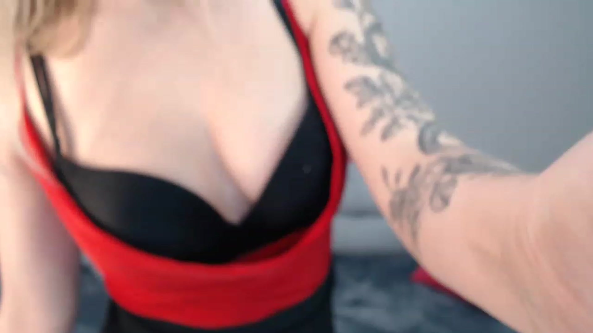 Gallery image thumbnail from NanaFox's myfreecams stream on, 02/10/2023, 09:21 image 3 of 20
