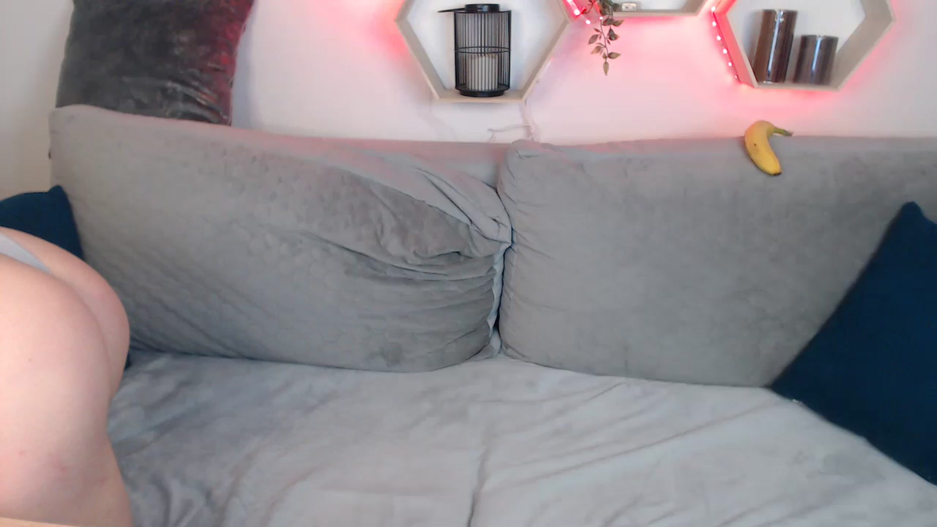 Gallery image thumbnail from NanaFox's myfreecams stream on, 04/14/2023, 13:11 image 13 of 20