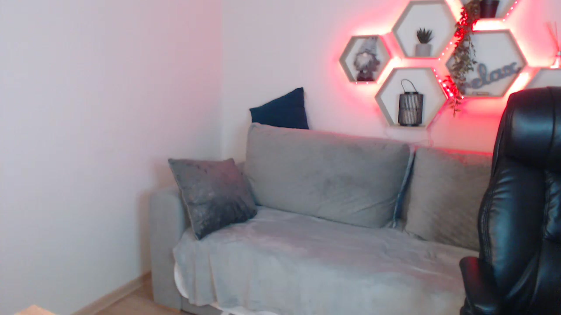 Gallery image thumbnail from NanaFox's myfreecams stream on, 04/30/2023, 10:56 image 20 of 20