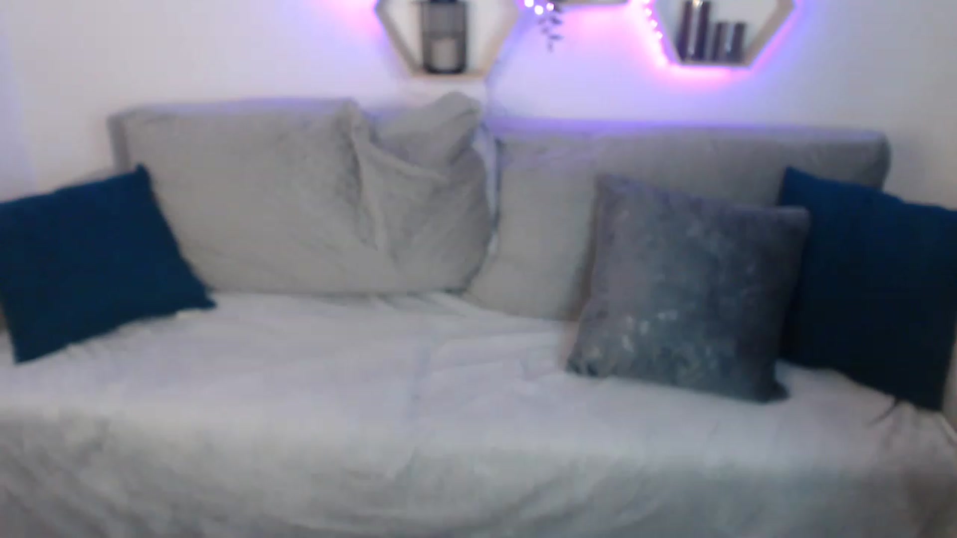 Gallery image thumbnail from NanaFox's myfreecams stream on, 06/24/2023, 10:18 image 17 of 20