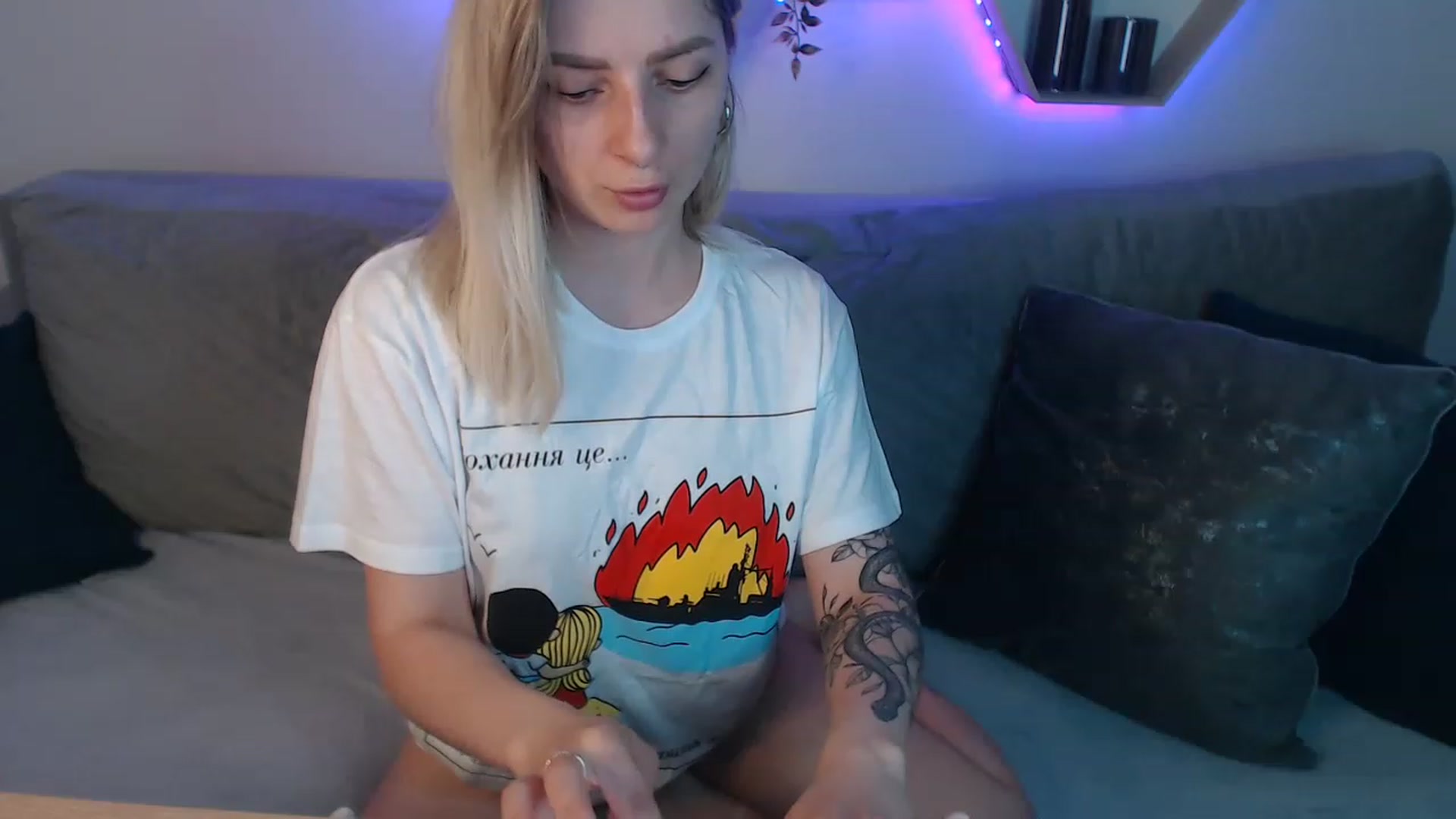Gallery image thumbnail from NanaFox's myfreecams stream on, 06/25/2023, 10:14 image 5 of 20