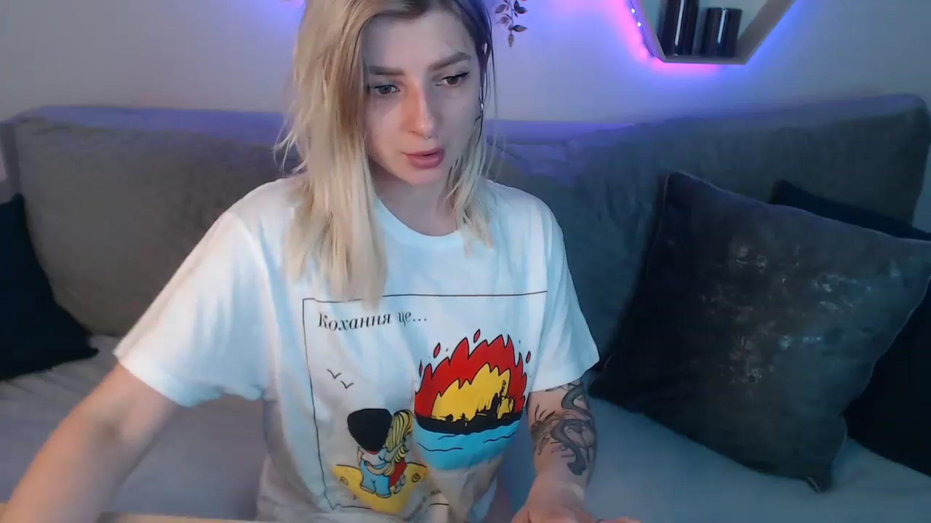 Gallery image thumbnail from NanaFox's myfreecams stream on, 06/25/2023, 10:14 image 13 of 20