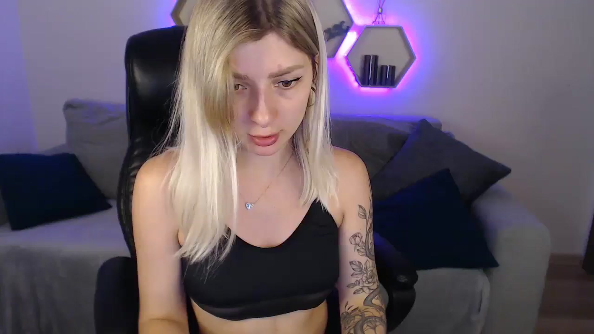 Gallery image thumbnail from NanaFox's myfreecams stream on, 07/29/2023, 09:42 image 20 of 20