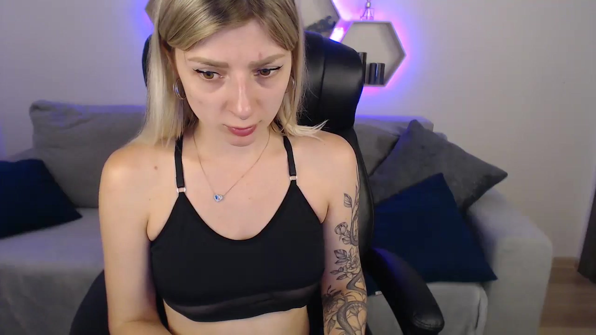 Gallery image thumbnail from NanaFox's myfreecams stream on, 07/29/2023, 09:42 image 3 of 20