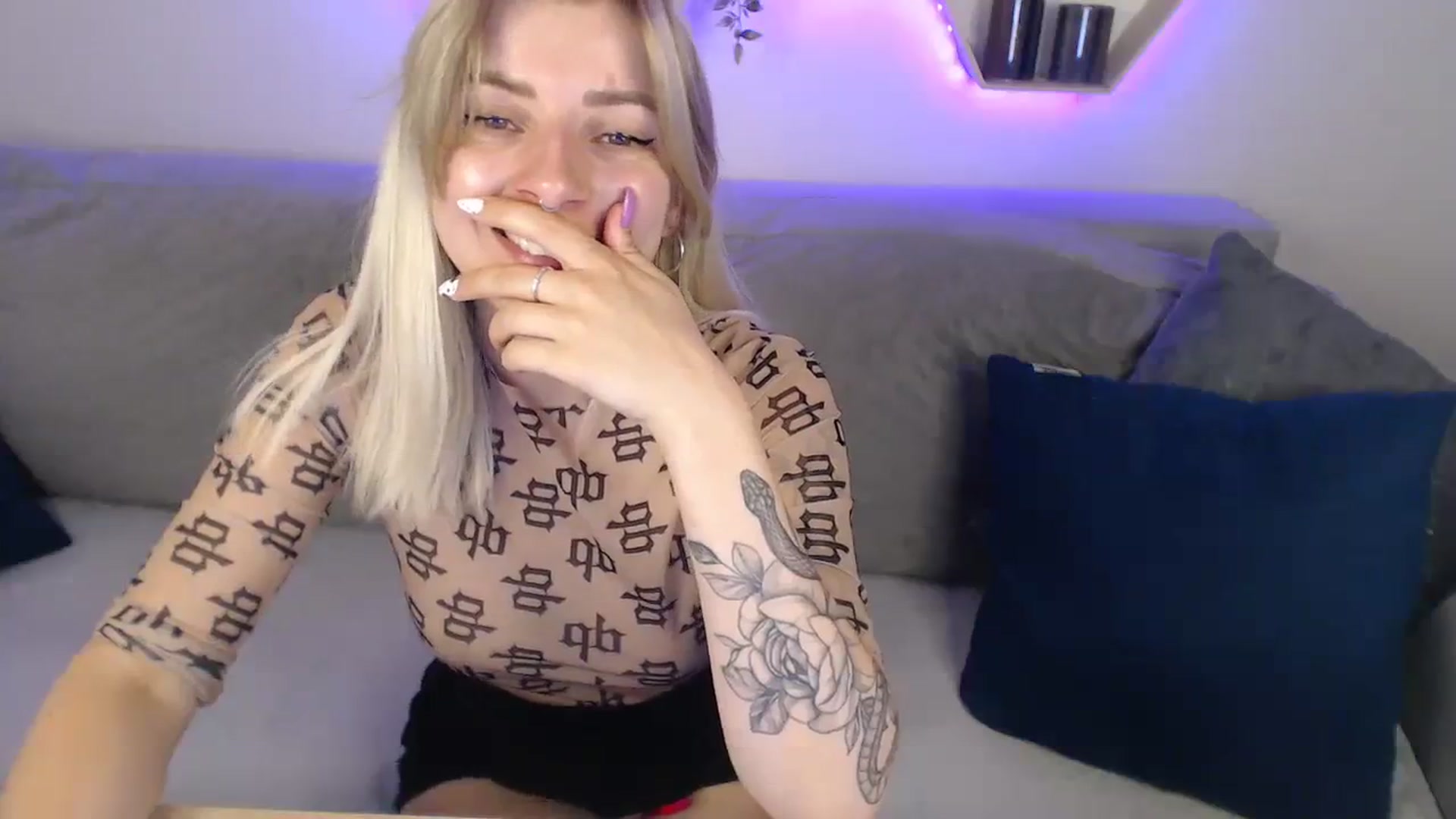 Gallery image thumbnail from NanaFox's myfreecams stream on, 07/30/2023, 09:43 image 17 of 20