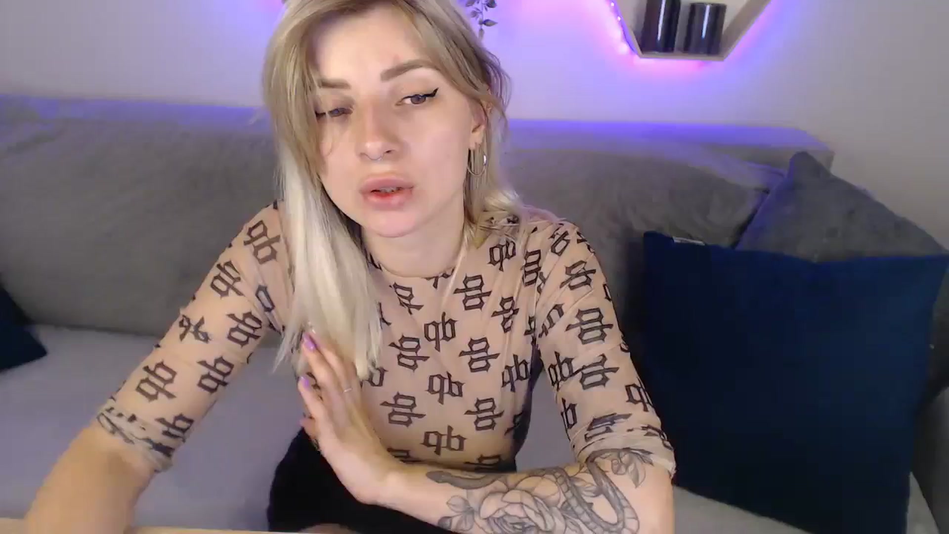 Gallery image thumbnail from NanaFox's myfreecams stream on, 07/30/2023, 09:43 image 18 of 20