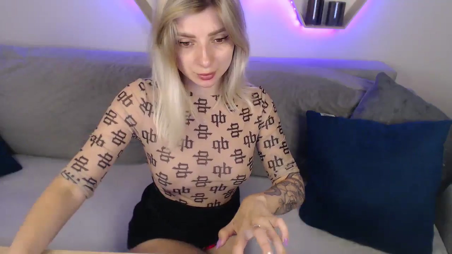 Gallery image thumbnail from NanaFox's myfreecams stream on, 07/30/2023, 09:43 image 13 of 20