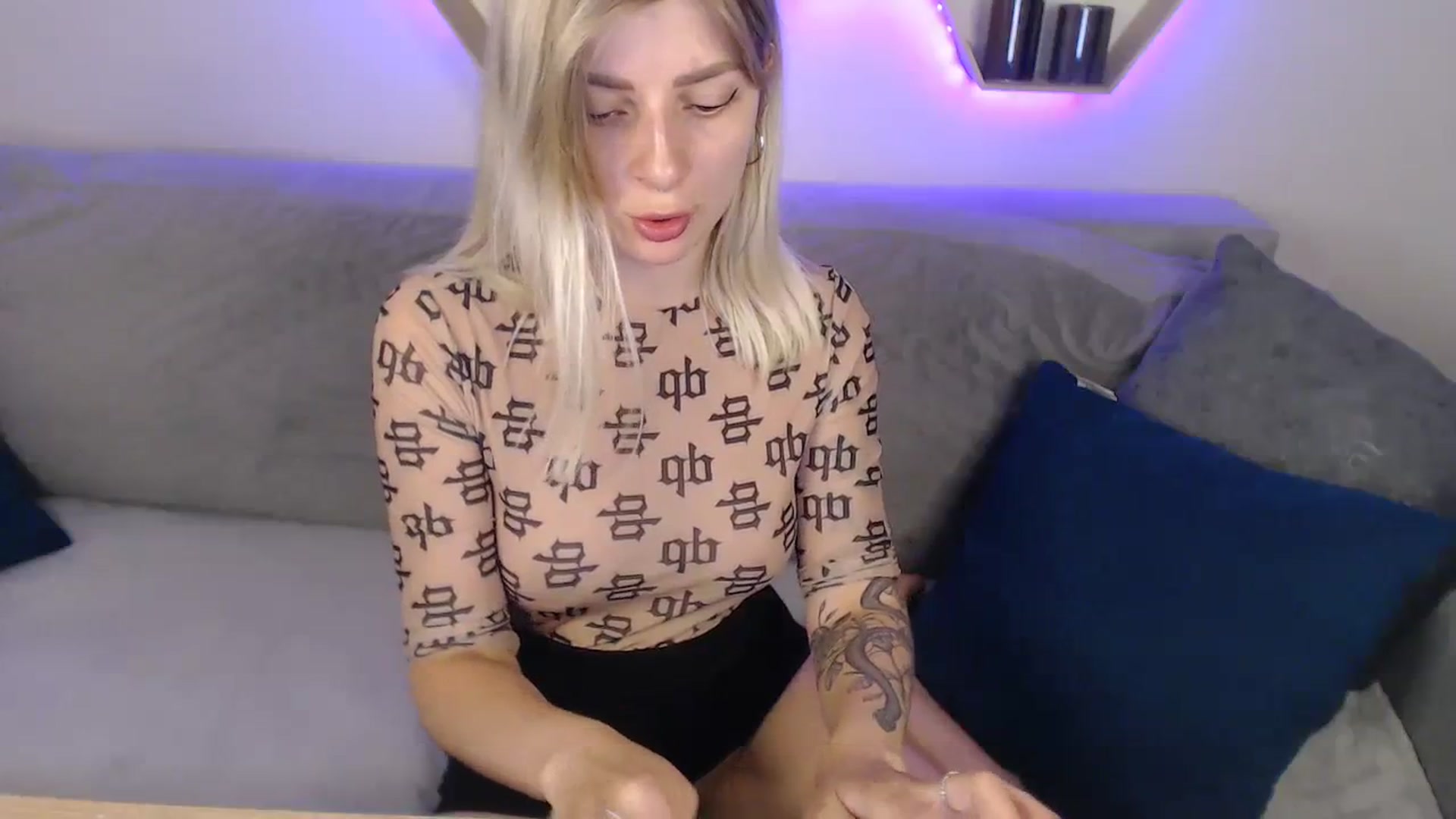 Gallery image thumbnail from NanaFox's myfreecams stream on, 07/30/2023, 09:43 image 9 of 20