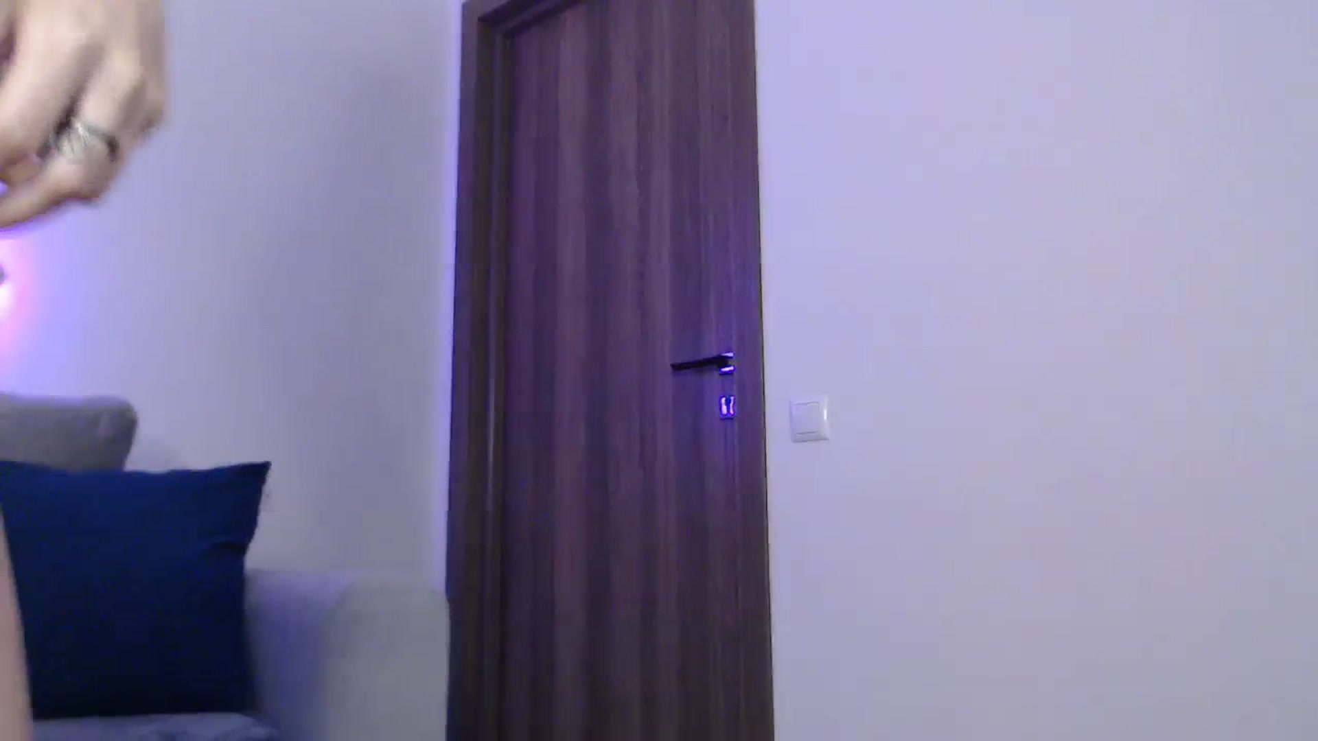 Gallery image thumbnail from NanaFox's myfreecams stream on, 09/07/2023, 09:43 image 17 of 20