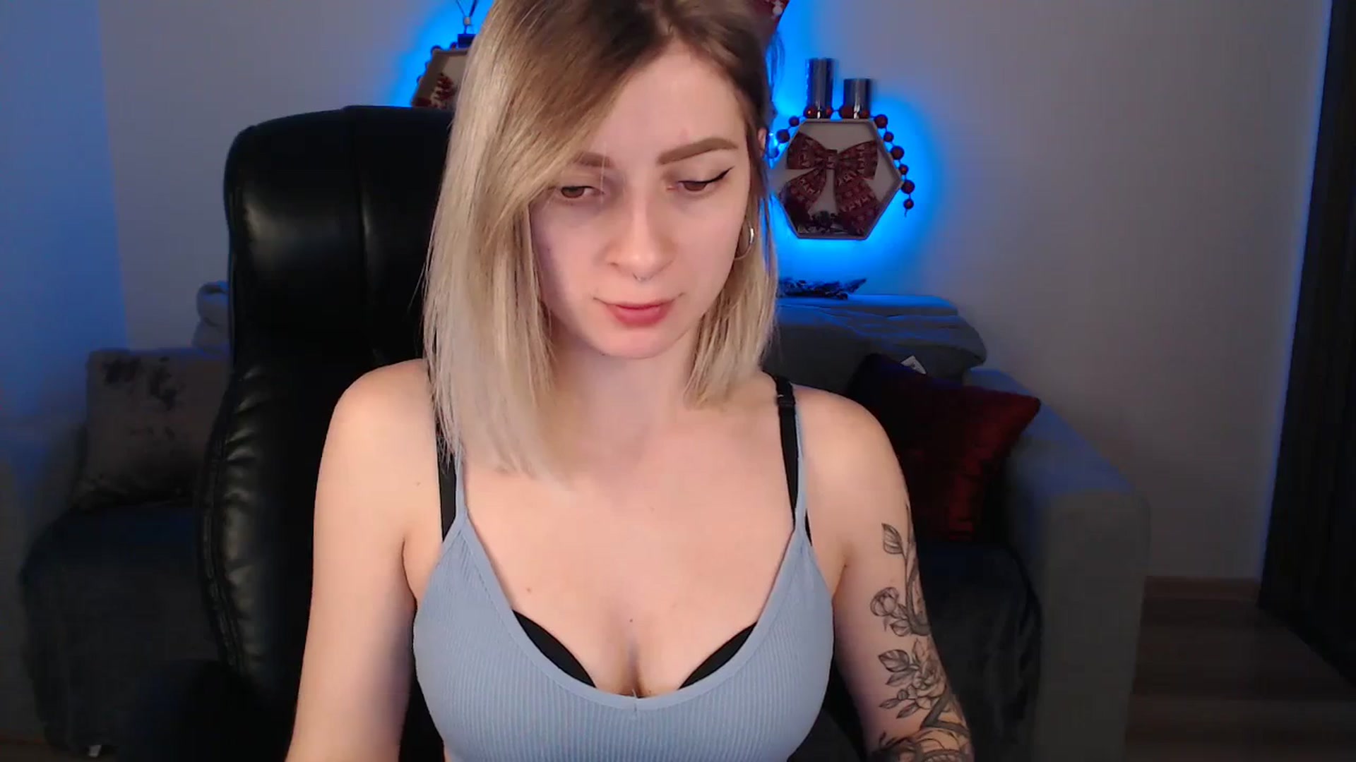 Gallery image thumbnail from NanaFox's myfreecams stream on, 01/04/2024, 14:06 image 20 of 20