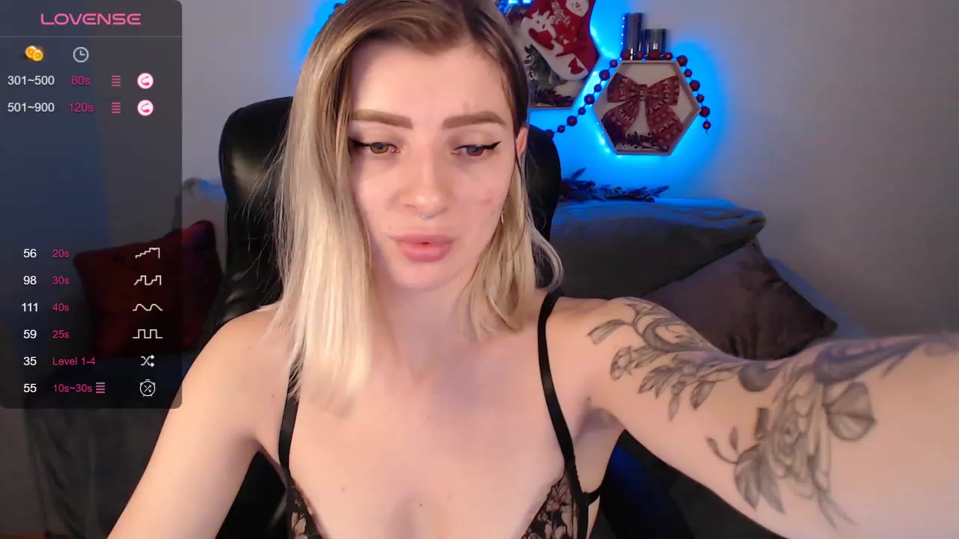 Gallery image thumbnail from NanaFox's myfreecams stream on, 01/12/2024, 11:02 image 18 of 20