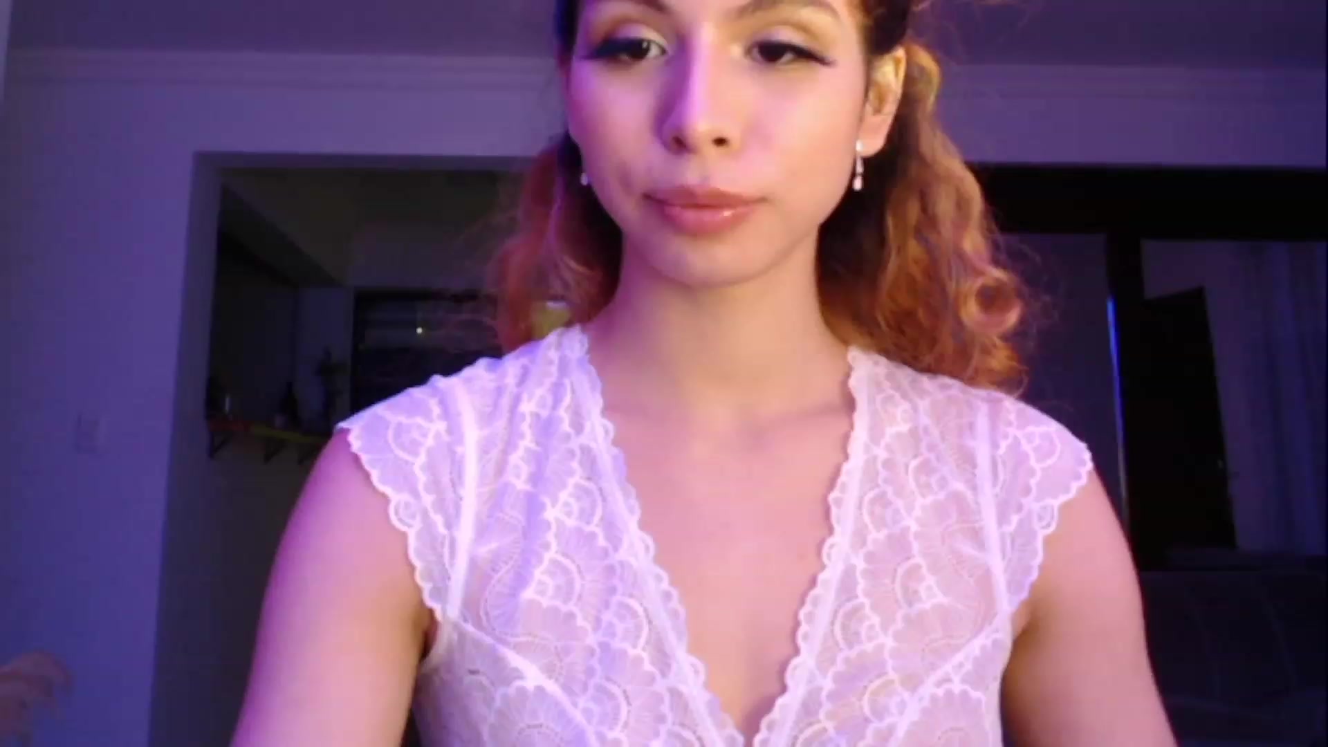 Gallery image thumbnail from Nana_Belle's myfreecams stream on, 11/16/2022, 08:15 image 5 of 20