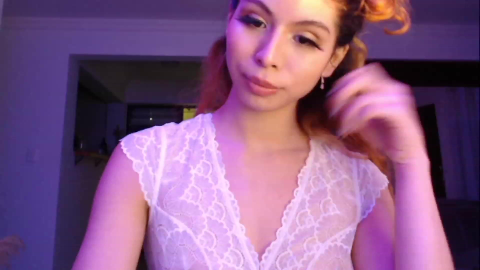 Gallery image thumbnail from Nana_Belle's myfreecams stream on, 11/16/2022, 08:15 image 4 of 20