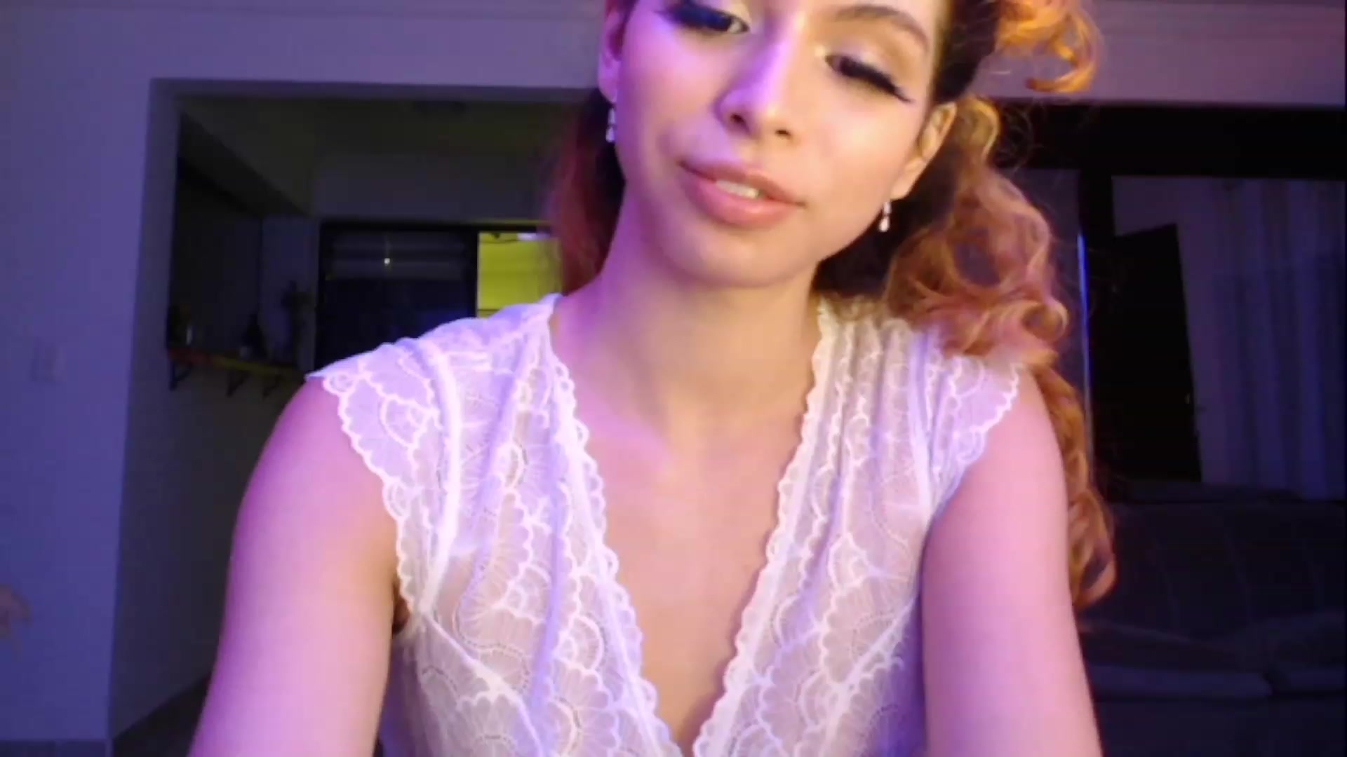 Gallery image thumbnail from Nana_Belle's myfreecams stream on, 11/16/2022, 08:15 image 16 of 20