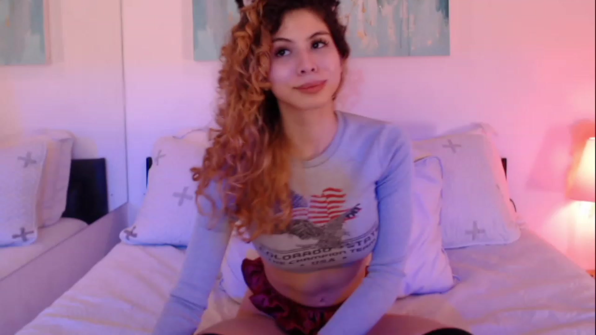 Gallery image thumbnail from Nana_Belle's myfreecams stream on, 12/27/2022, 06:45 image 16 of 20