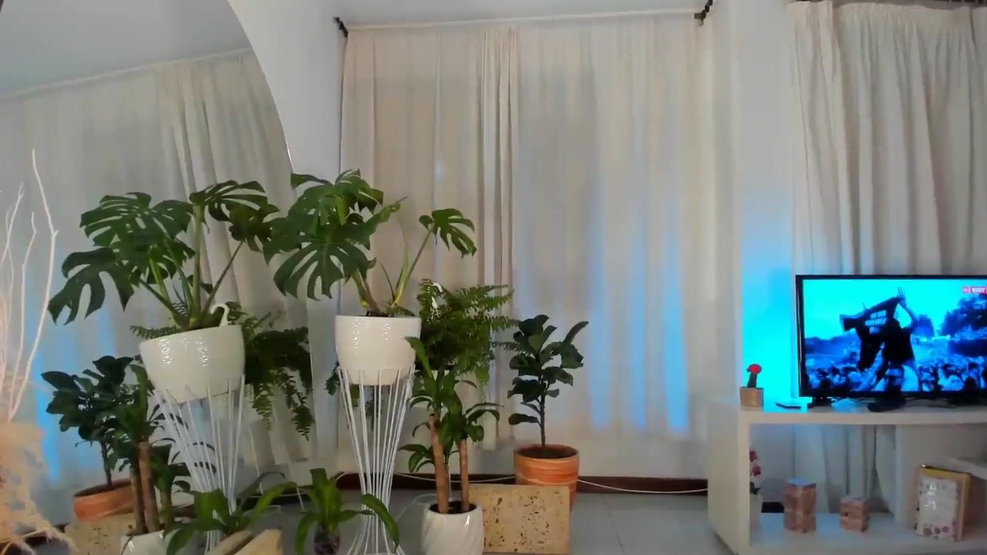 Gallery image thumbnail from Nana_Belle's myfreecams stream on, 08/26/2023, 07:00 image 14 of 20