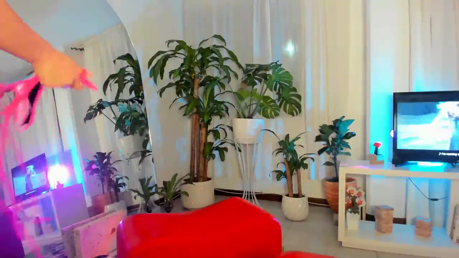 Gallery image thumbnail from Nana_Belle's myfreecams stream on, 09/07/2023, 06:09 image 4 of 20