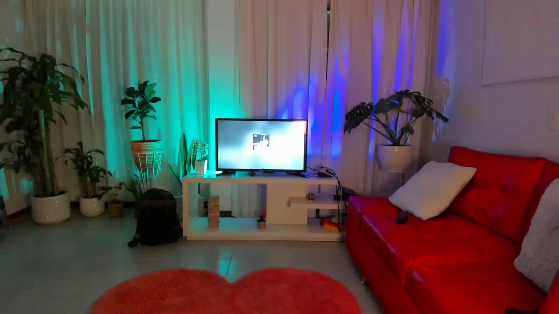 Gallery image thumbnail from Nana_Belle's myfreecams stream on, 11/03/2023, 07:29 image 2 of 20