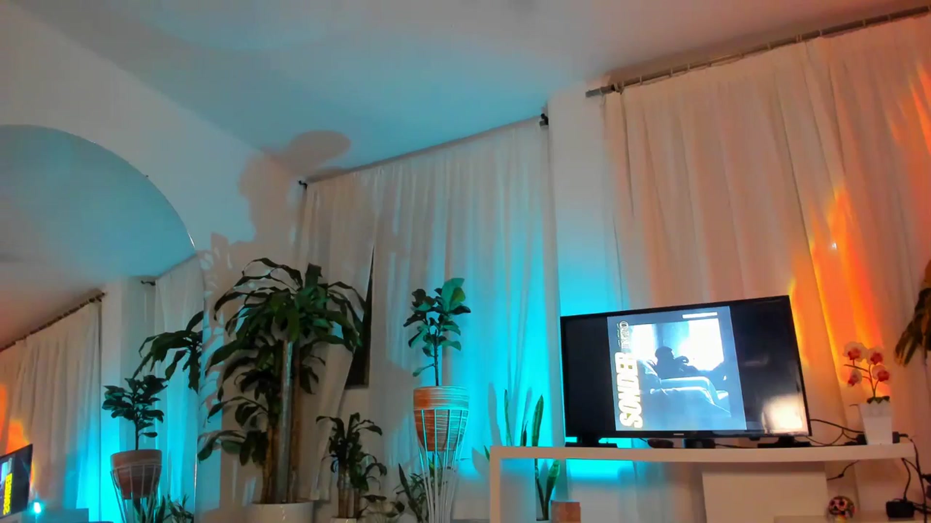 Gallery image thumbnail from Nana_Belle's myfreecams stream on, 11/13/2023, 05:31 image 3 of 20